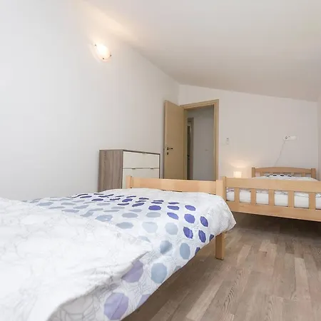 Beautiful Rustic Holiday Home With Swimming Pool In Labin * Labin (Istria)